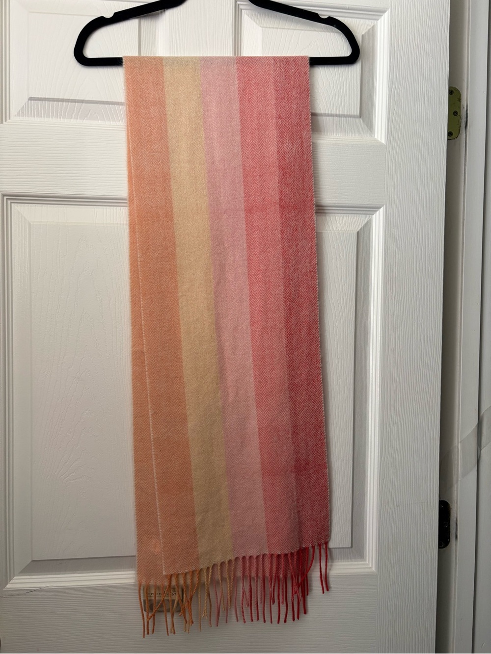 Pink Irish wool scarf. NWT